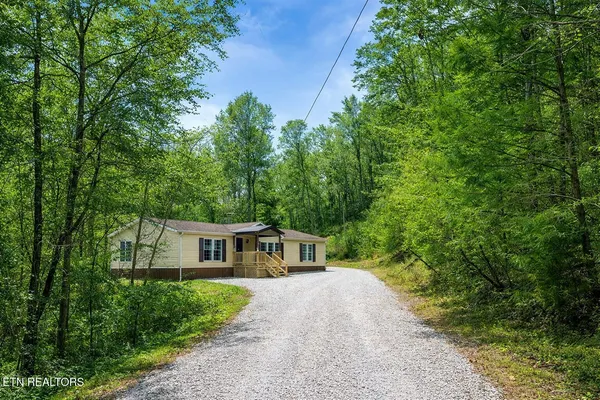 $244,000 | 135 Harold Brooks Lane, Oneida, TN 37841