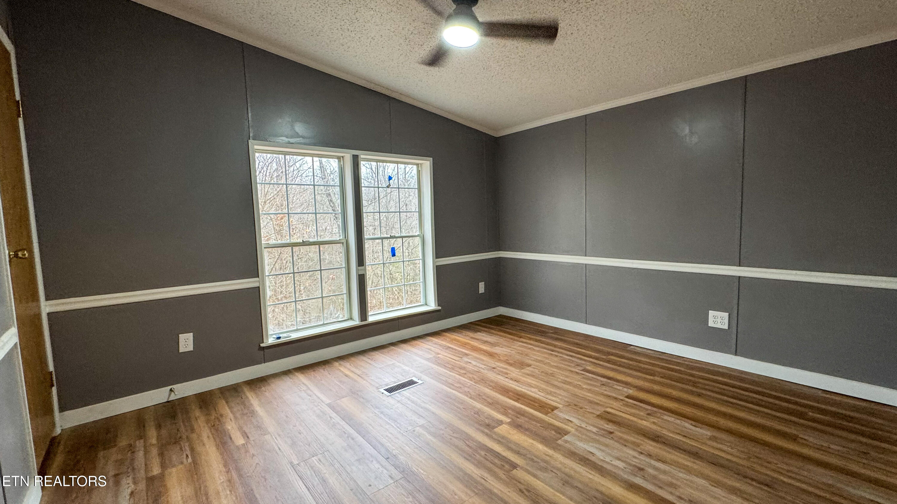 135 Harold Brooks Lane Oneida, TN 37841 - Photo 22 of 26 IMG_1037