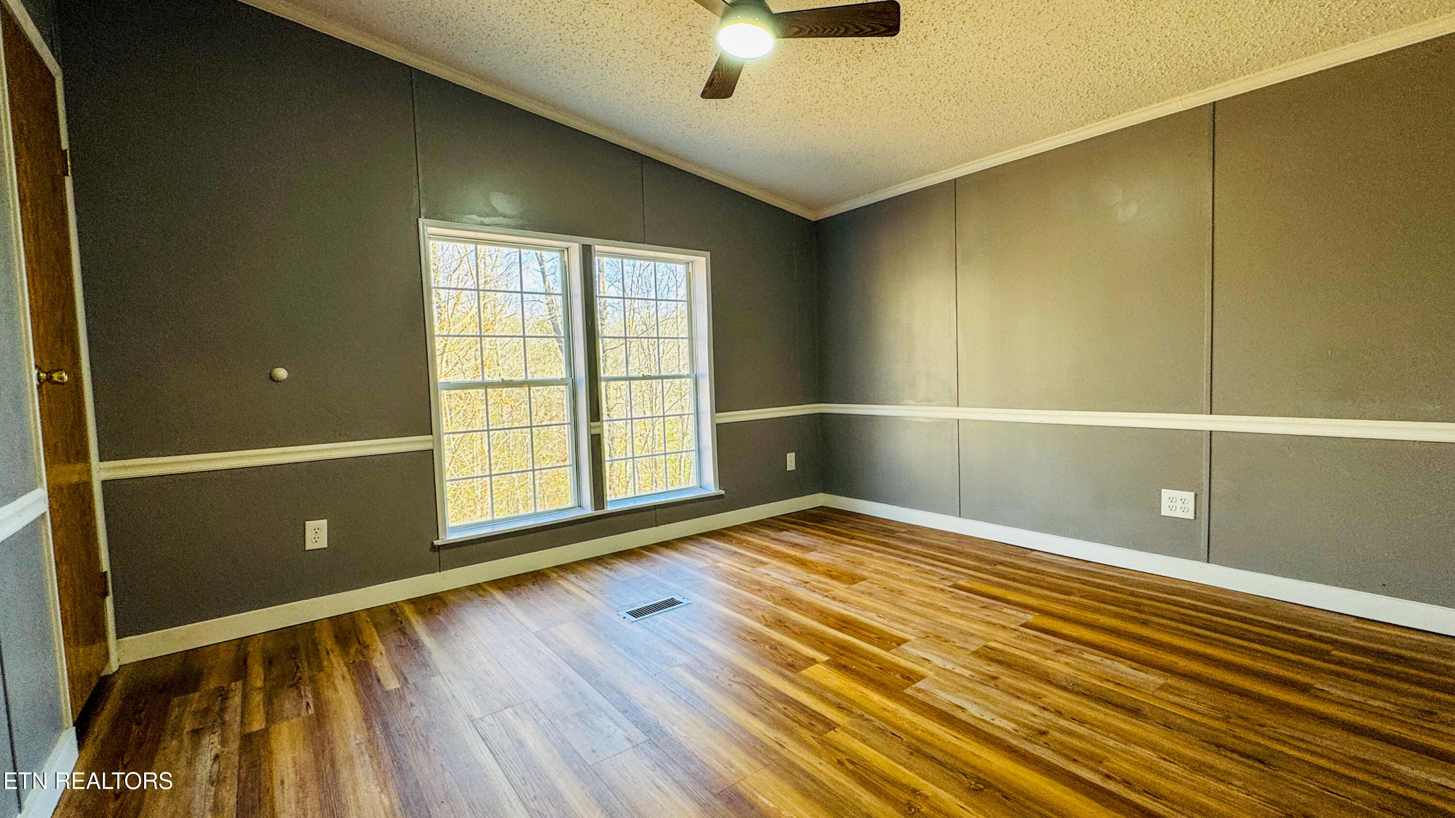 135 Harold Brooks Lane Oneida, TN 37841 - Photo 24 of 33 IMG_1202