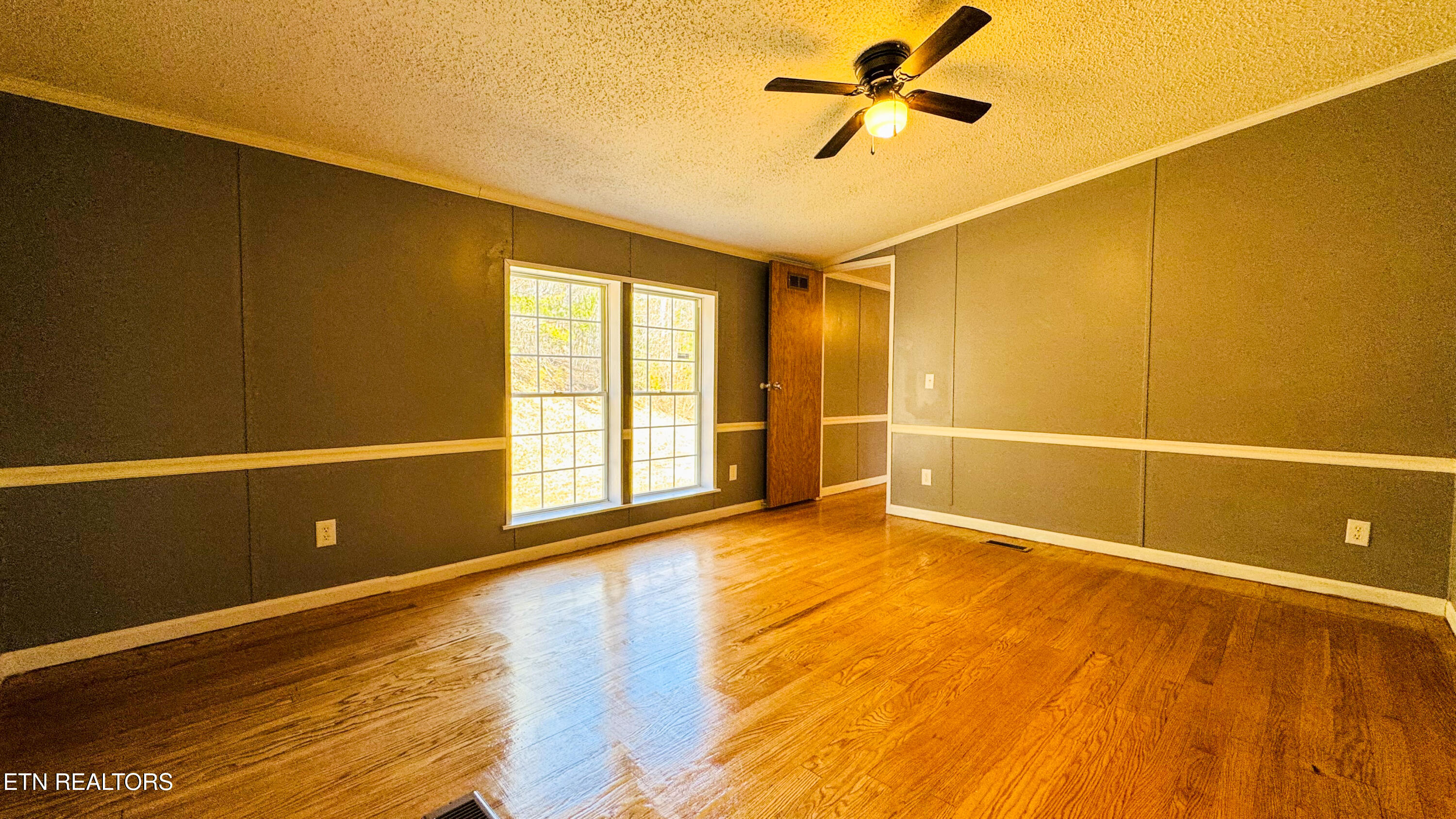 135 Harold Brooks Lane Oneida, TN 37841 - Photo 27 of 33 IMG_1205