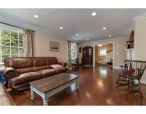 18 Riverside Place Walpole, MA 02081 - Photo 9 of 25 Gallery Image 9