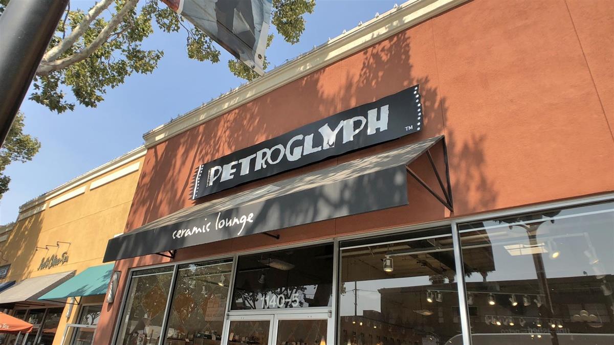 1450 Padres Drive San Jose, CA 95125 - Photo 48 of 52 a street sign on a pole