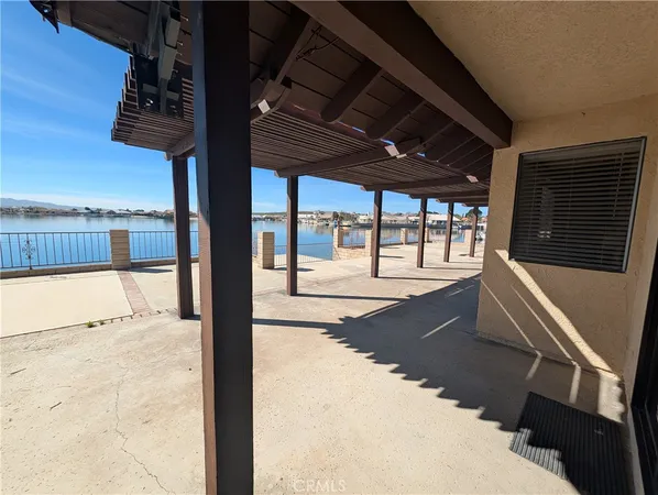 $2,400 | 14413 Rivers Edge Road, Helendale, CA 92342