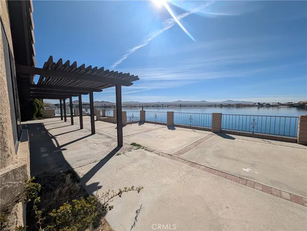 $2,400 | 14413 Rivers Edge Road, Helendale, CA 92342