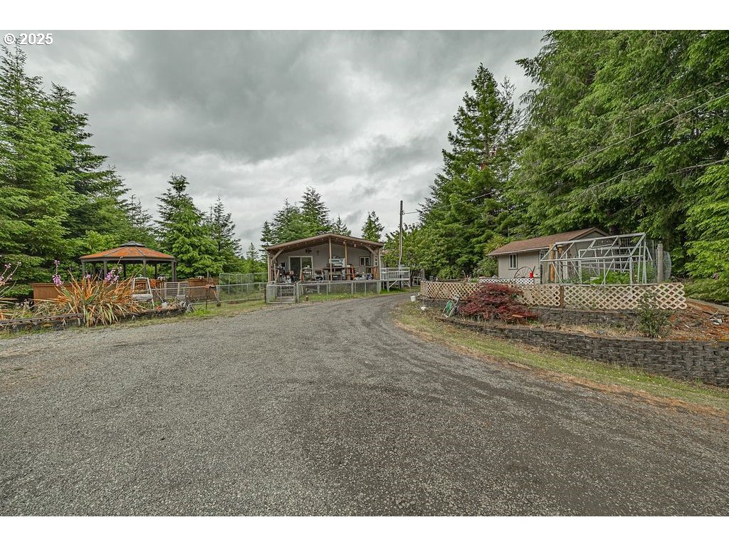 56379 Baker Road Coquille, OR 97423 - Photo 2 of 30 Gallery Image 2