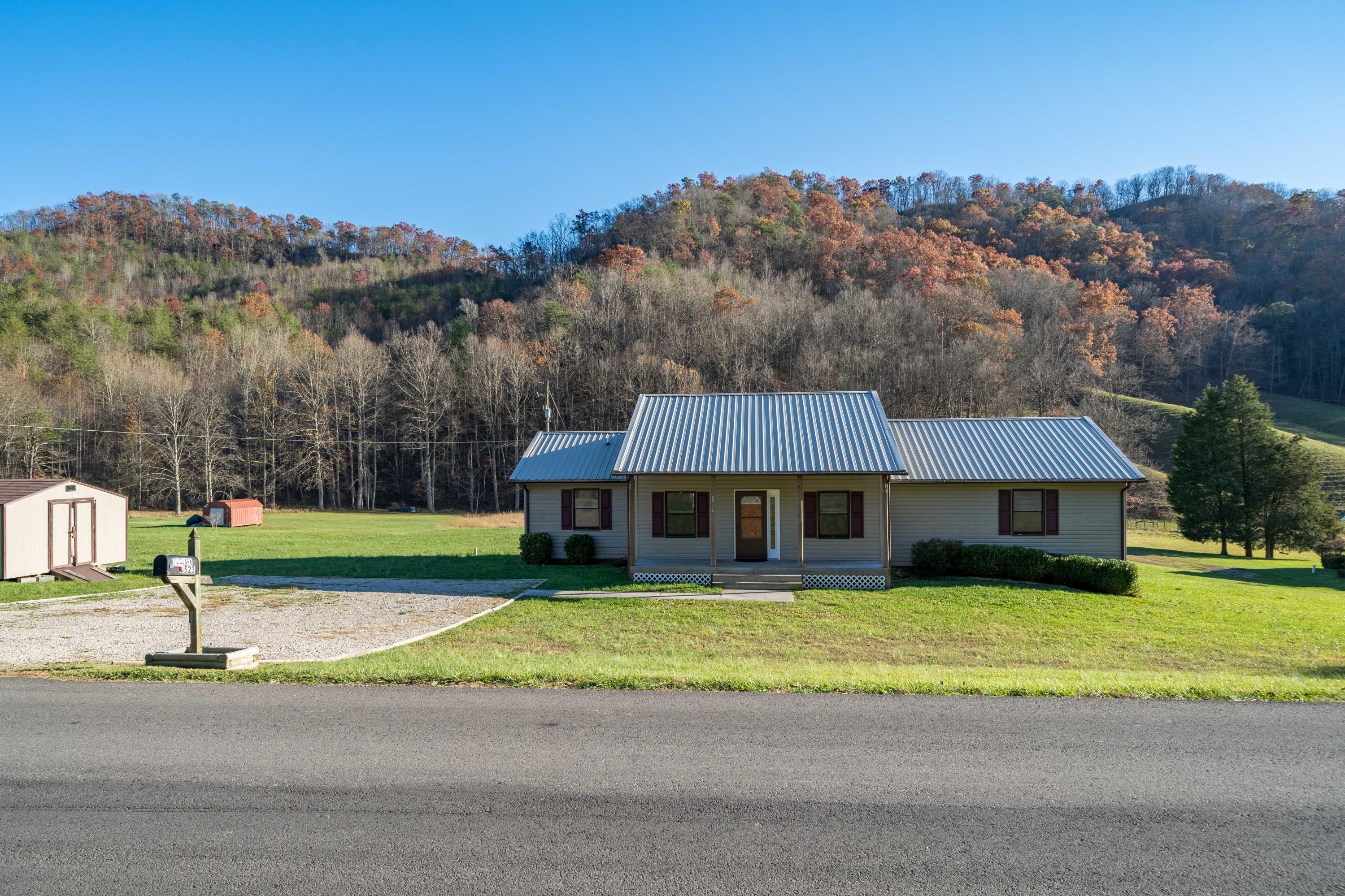 8566 Mendota Road Mendota, VA 24270 - Photo 4 of 48 8566 Mendota Rd (4 of 48)