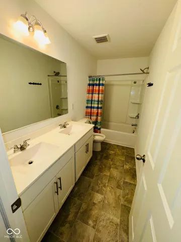 $439,000 | 7301 Deerberg Drive, Indianapolis, IN 46259