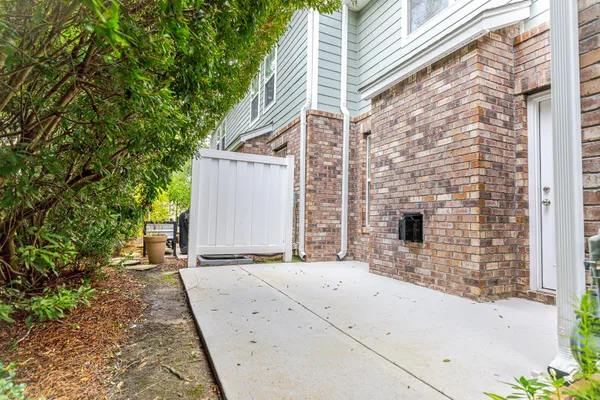 $3,300 | 3551 Bagley Drive, Mount Pleasant, SC 29466
