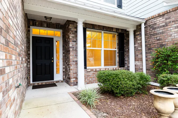 $3,300 | 3551 Bagley Drive, Mount Pleasant, SC 29466