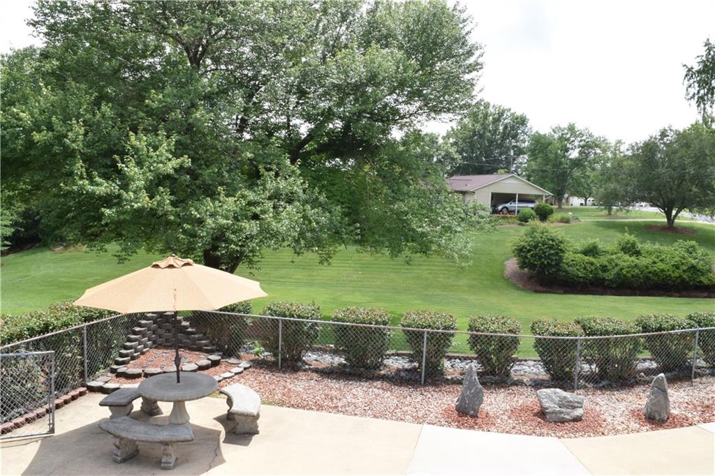 965 Cape Hickory Road Hickory, NC 28601 - Photo 3 of 40 Gallery Image 3