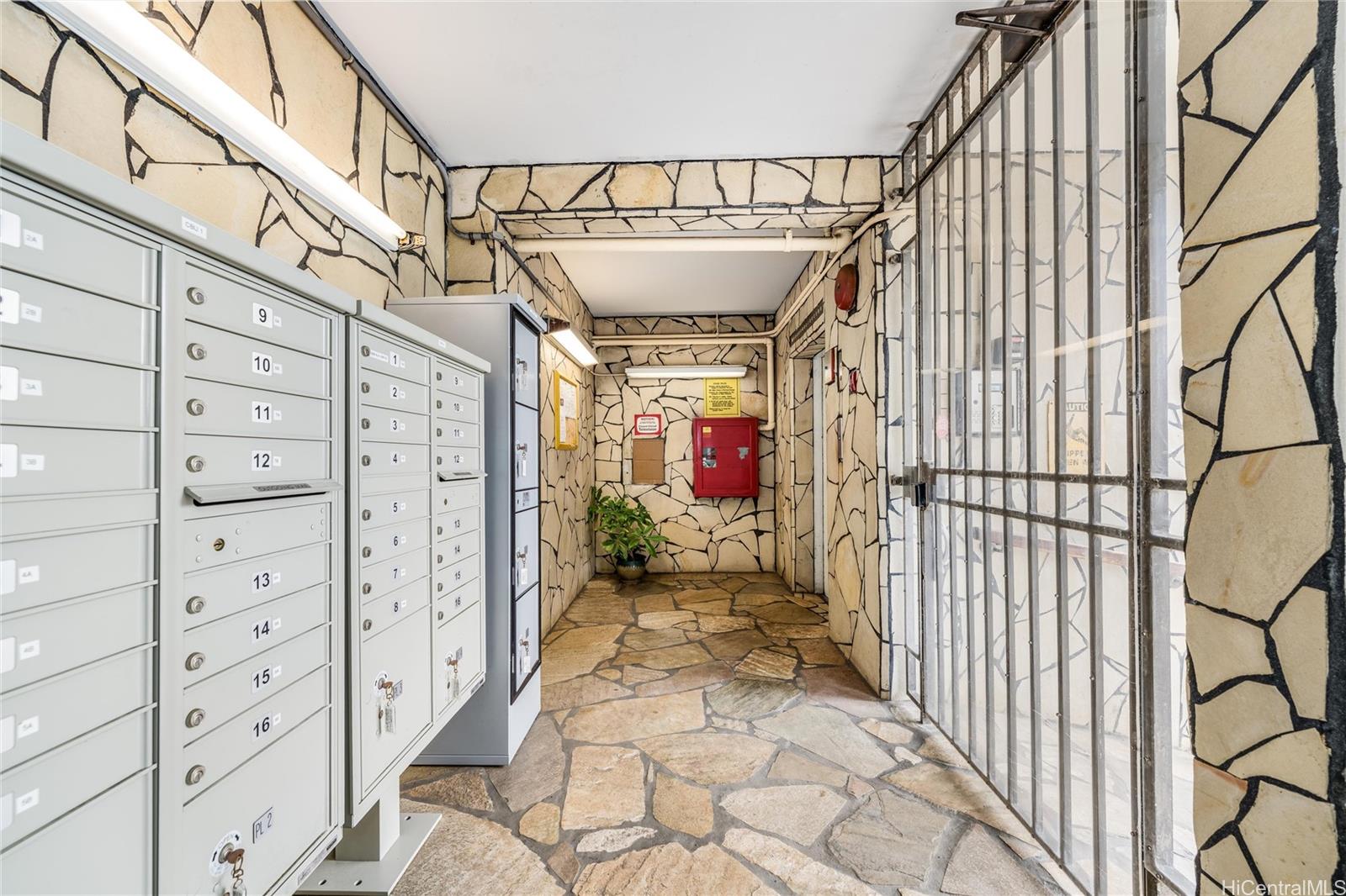 2889 Ala Ilima Street, Unit 11B Honolulu, HI 96818 - Photo 17 of 21