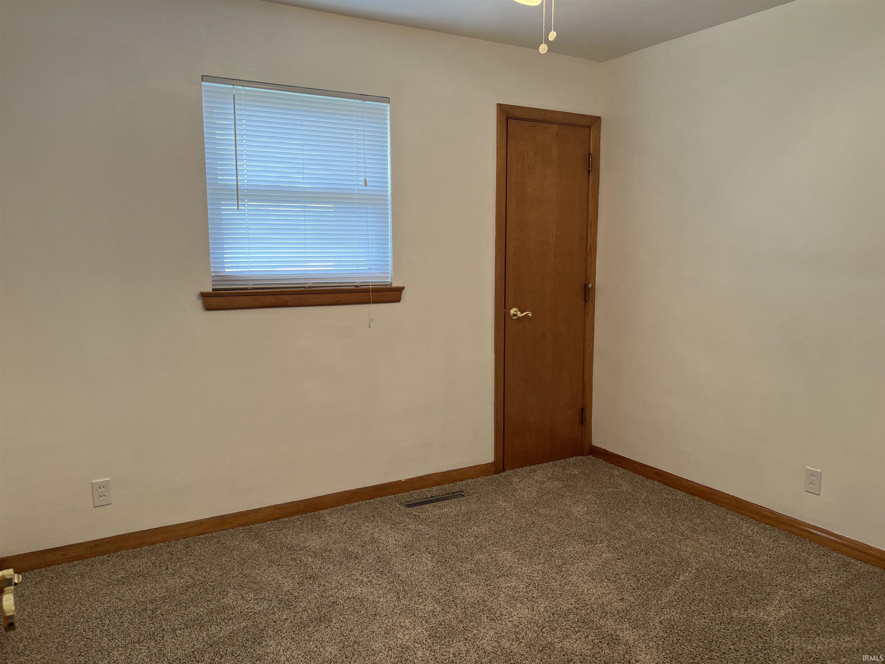 4862 Highway 231 Jasper, IN 47546 - Photo 5 of 14