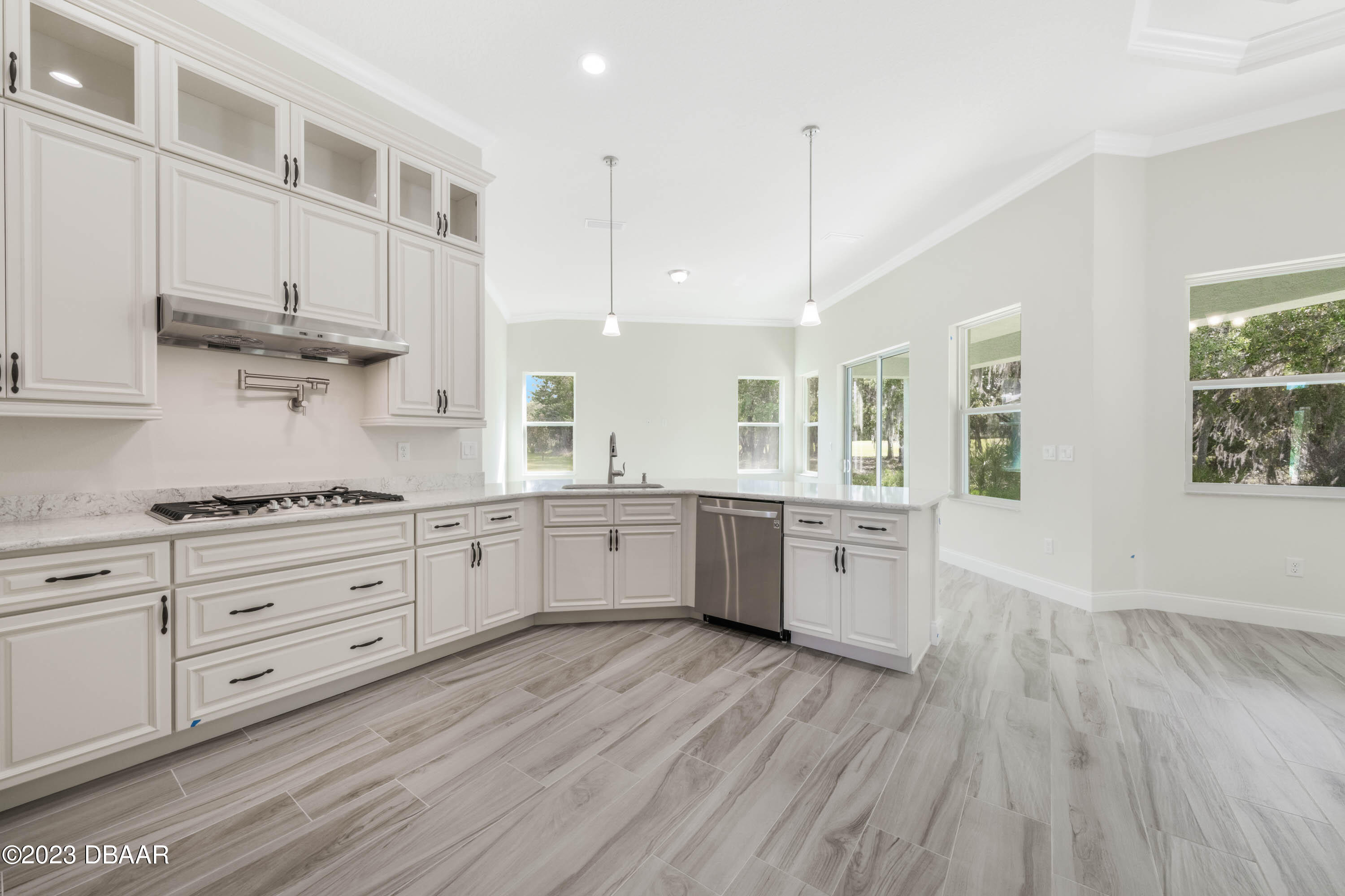 3126 Silvermines Avenue Ormond Beach, FL 32174 - Photo 3 of 39 Gas Cooktop