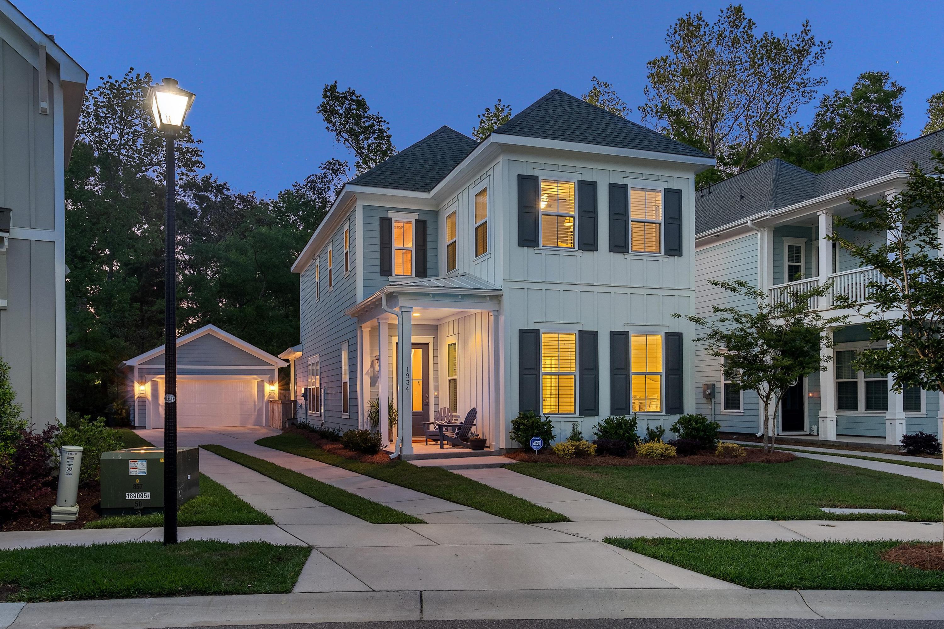 1934 Fleming Woods Road Charleston, SC 29412 - Photo 1 of 24 CoastalFW-28