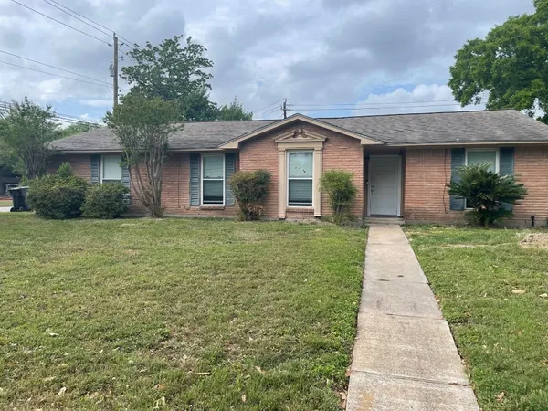 $279,000 | 9650 Highmeadow Drive, Houston, TX 77063