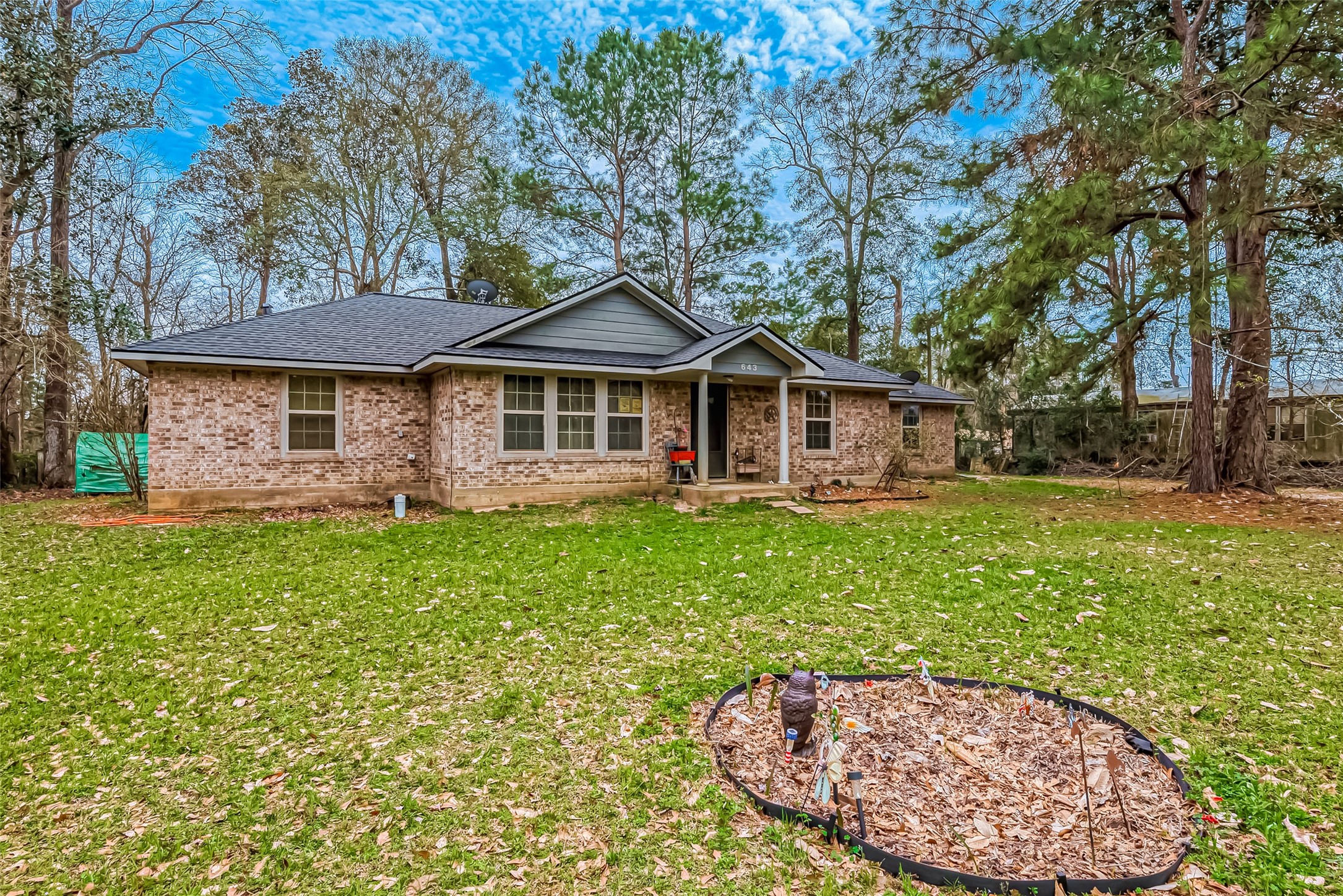 643 County Road 3706A Splendora, TX 77372 - Photo 5 of 27