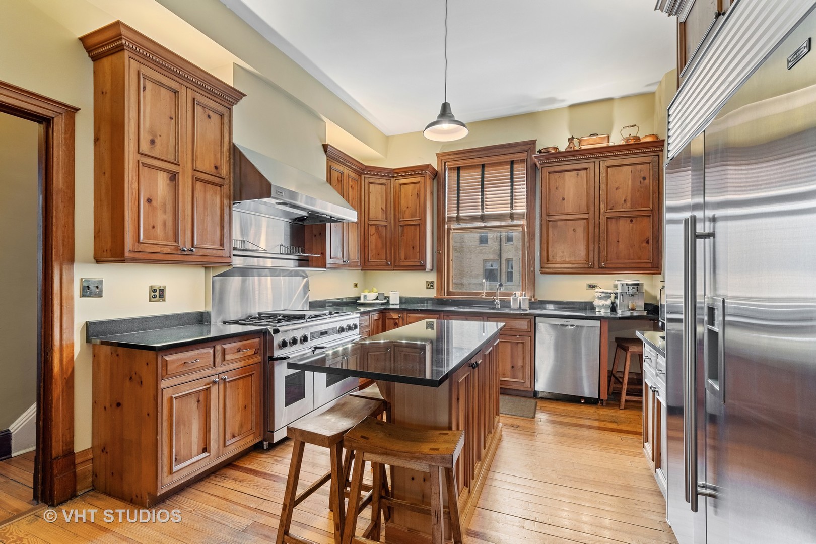51 Scott Loop Highland Park, IL 60035 - Photo 12 of 34