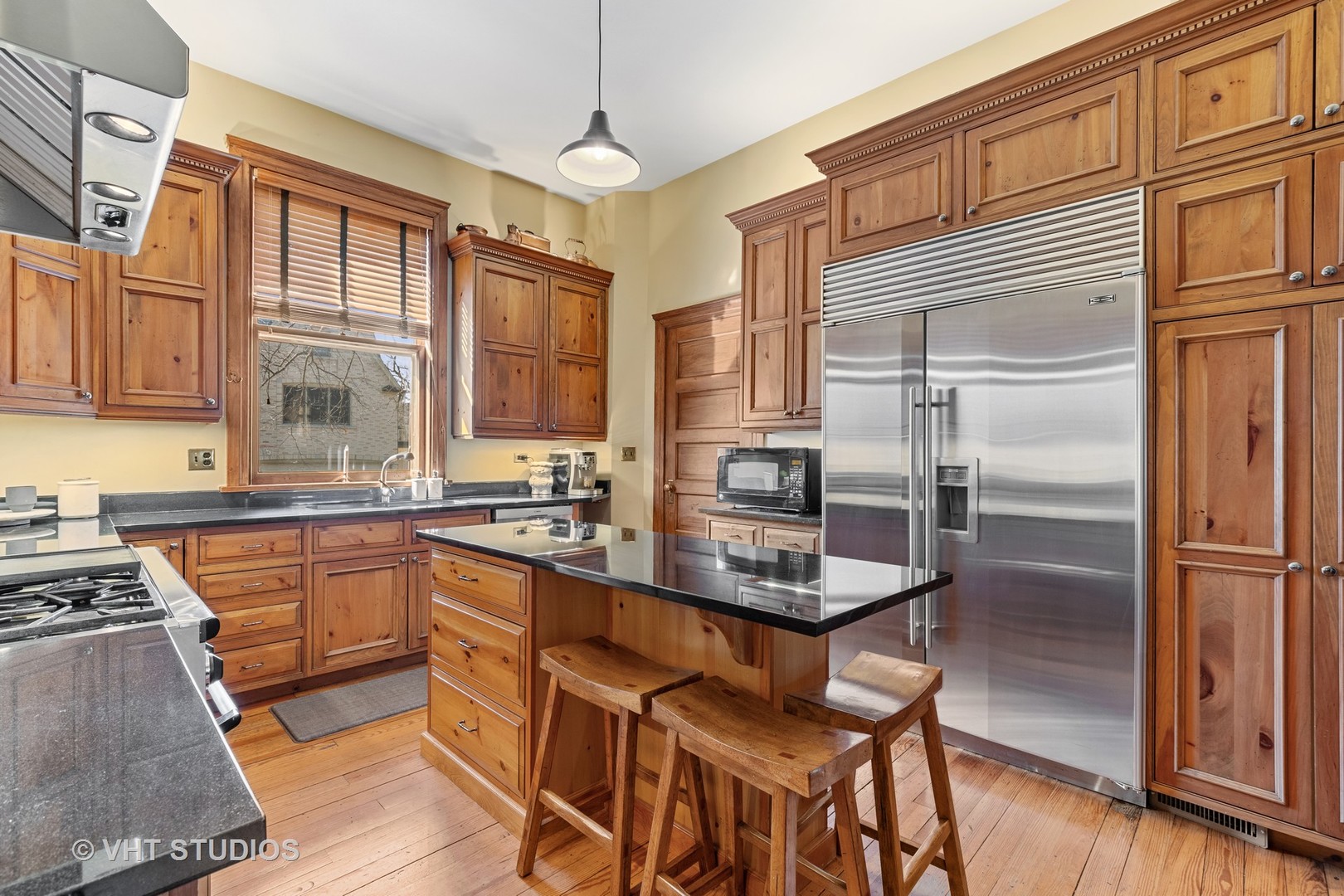 51 Scott Loop Highland Park, IL 60035 - Photo 13 of 34