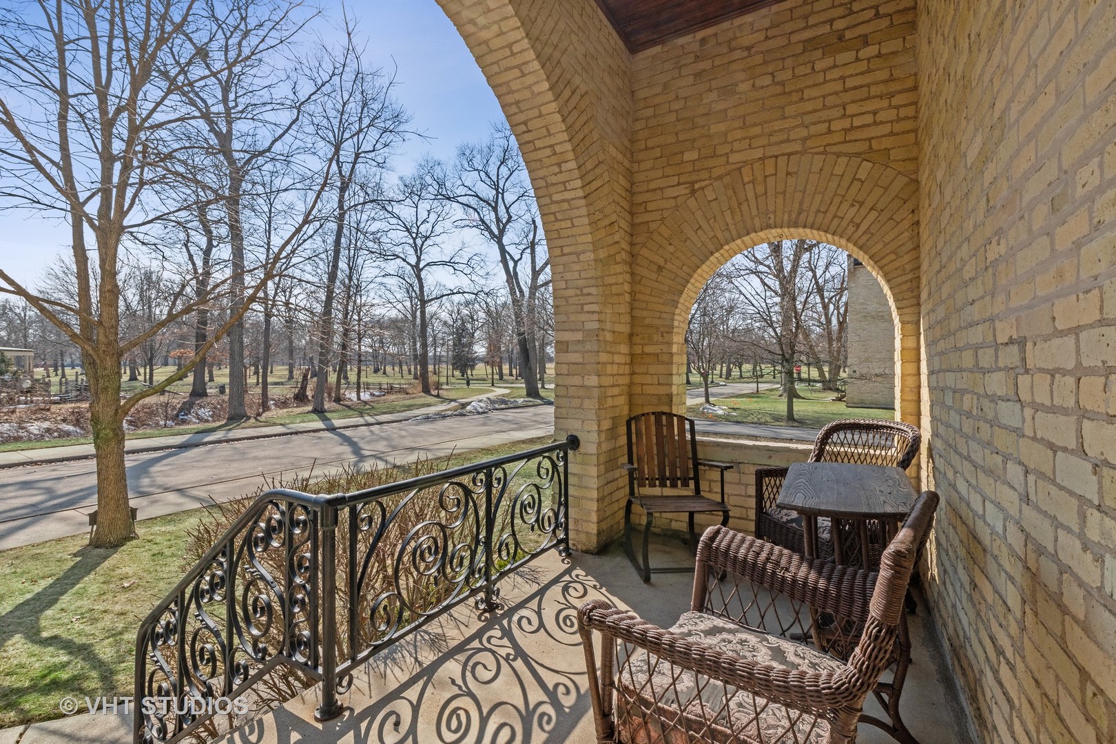 51 Scott Loop Highland Park, IL 60035 - Photo 5 of 34