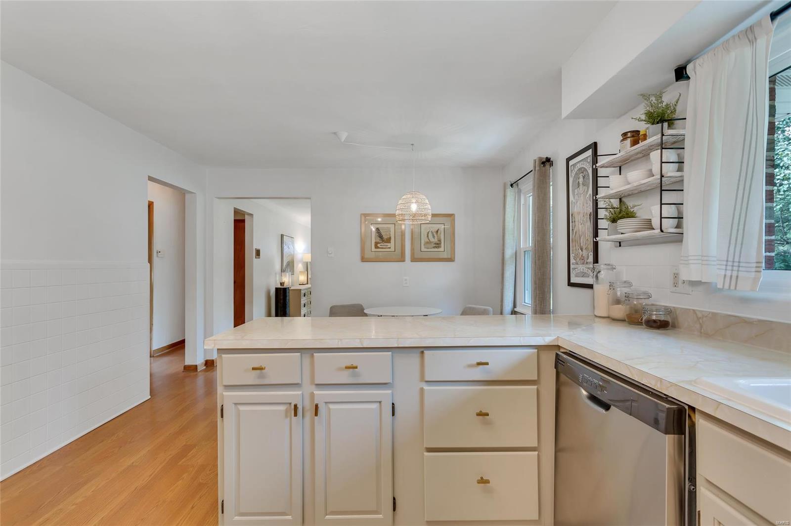 5410 Kerth Road St. Louis, MO 63128 - Photo 11 of 25 Gallery Image 11