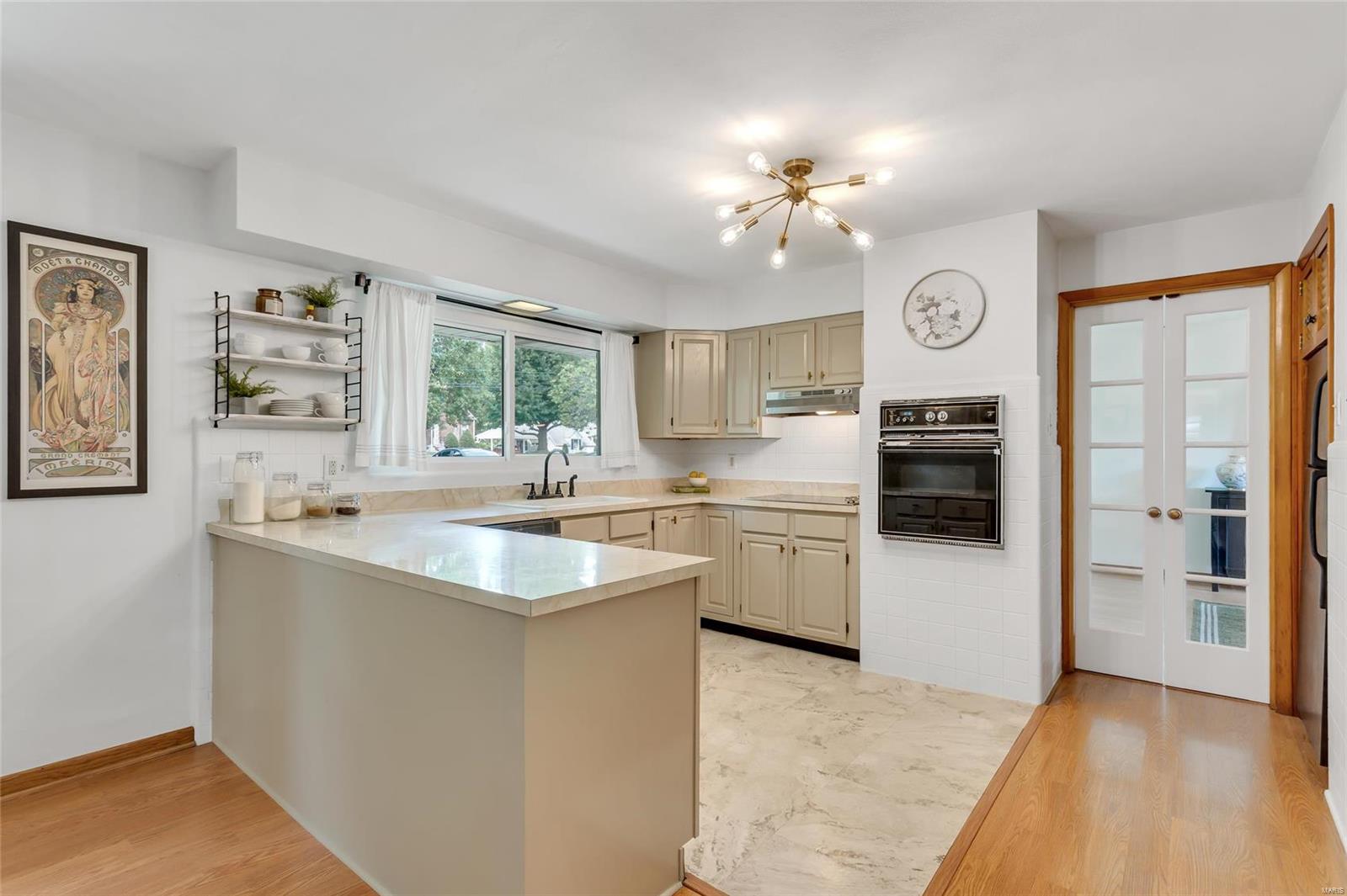 5410 Kerth Road St. Louis, MO 63128 - Photo 8 of 25 Gallery Image 8