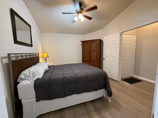 $2,400 | 12718 Westhampton Circle, Wellington, FL 33414