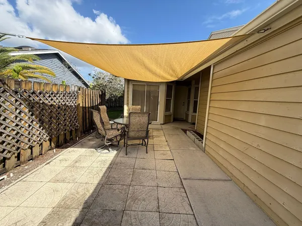 $2,400 | 12718 Westhampton Circle, Wellington, FL 33414