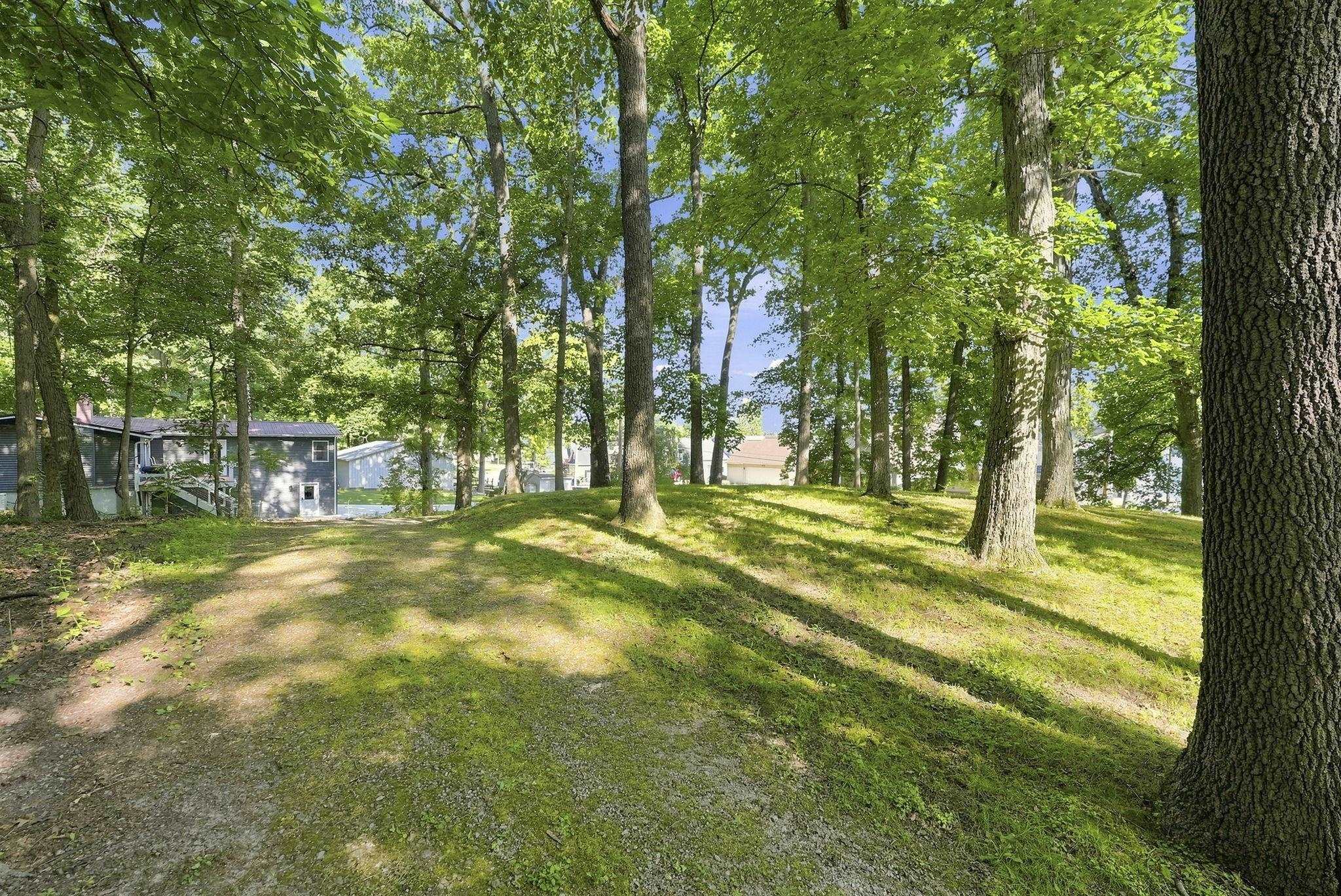 3385 West Shady Side Road Angola, IN 46703 - Photo 23 of 40 Gallery Image 23