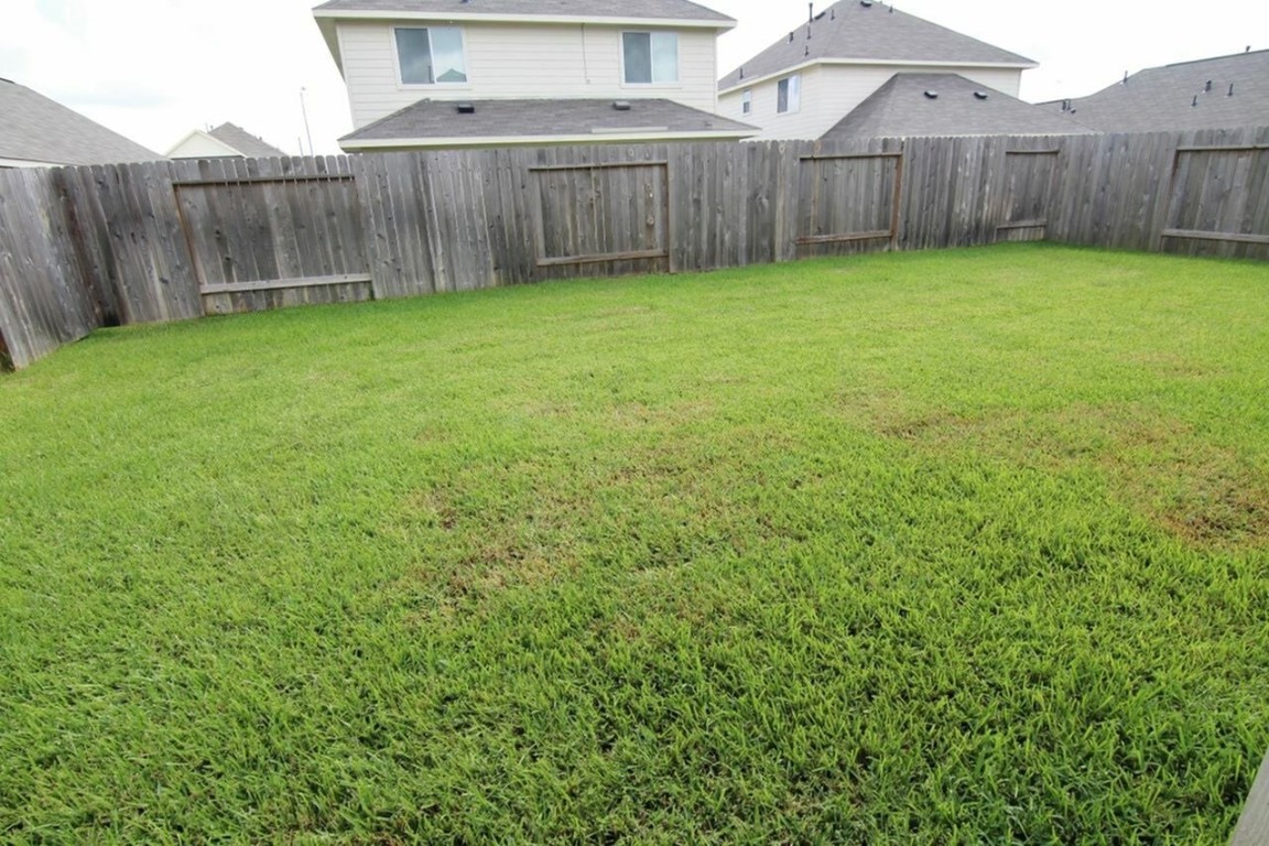 5407 Rio San Juan Street Rosharon, TX 77583 - Photo 3 of 17