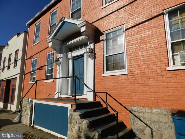 $900 | 311 North Braddock Street, Unit 1, Winchester, VA 22601