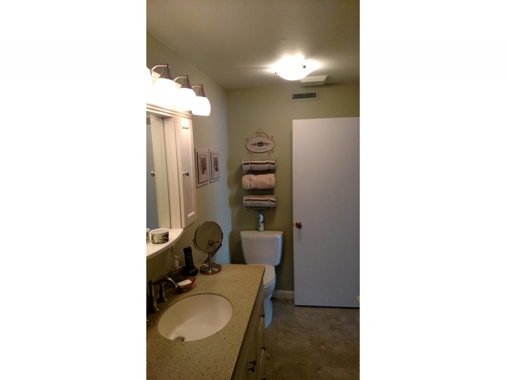 33 Spit Brook Road, Unit 20 Nashua, NH 03060 - Photo 14 of 21 Gallery Image 14