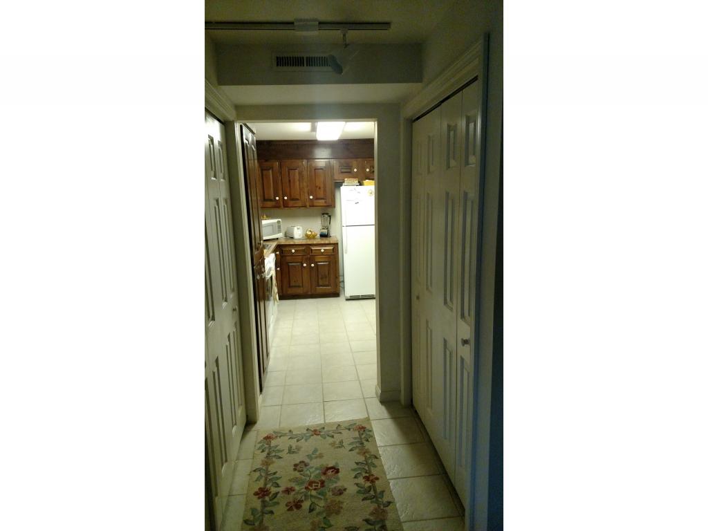 33 Spit Brook Road, Unit 20 Nashua, NH 03060 - Photo 16 of 21 Gallery Image 16