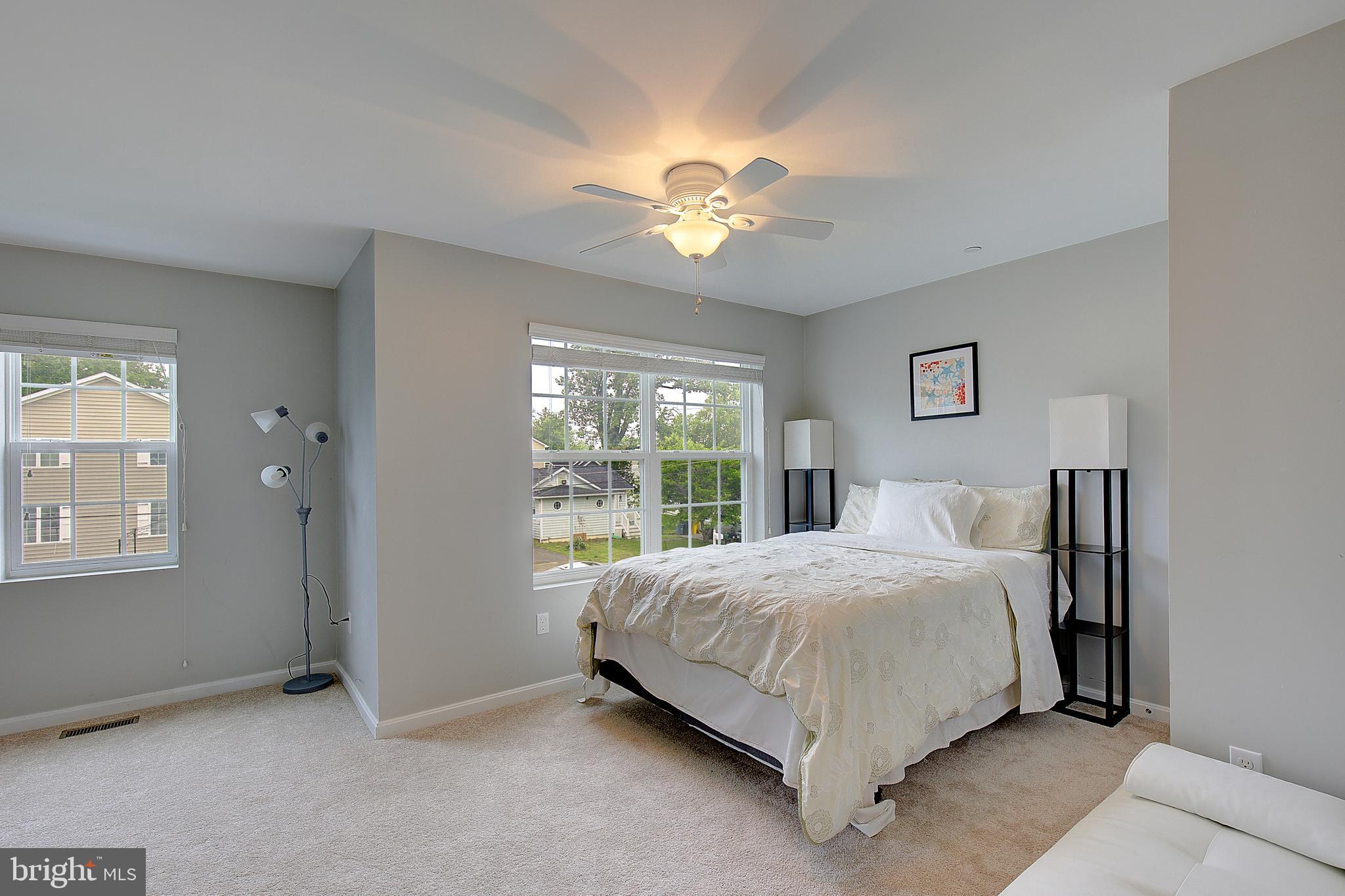 403 Venton Road Edgewater, MD 21037 - Photo 36 of 62 a bedroom with a bed and a window