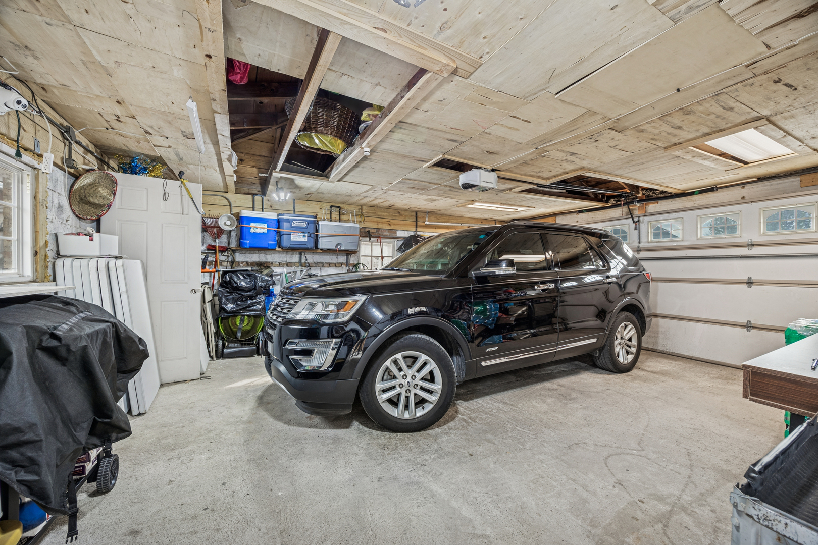 7535 West 63rd Place Summit, IL 60501 - Photo 19 of 19 a view of car garage