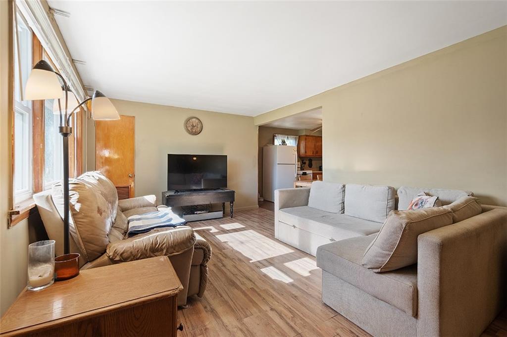 3964 Patterson Road Aliquippa, PA 15001 - Photo 10 of 25 Gallery Image 10