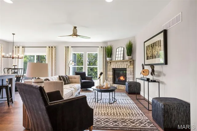 $625,157 | 4 Challenger Court, O'Fallon, MO 63366