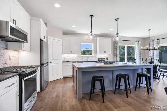 $625,157 | 4 Challenger Court, O'Fallon, MO 63366