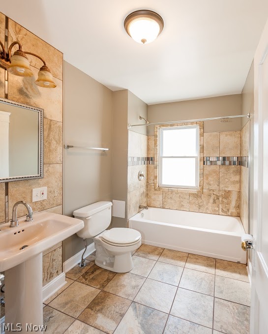 3316 Kildare Road Cleveland, OH 44118 - Photo 16 of 25 Gallery Image 16