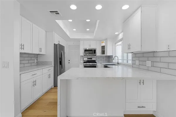 $4,800 | 550 North Wildwood Avenue, Glendora, CA 91741