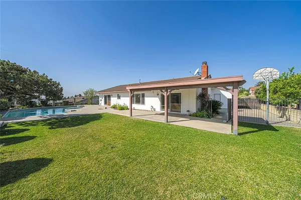 $4,800 | 550 North Wildwood Avenue, Glendora, CA 91741