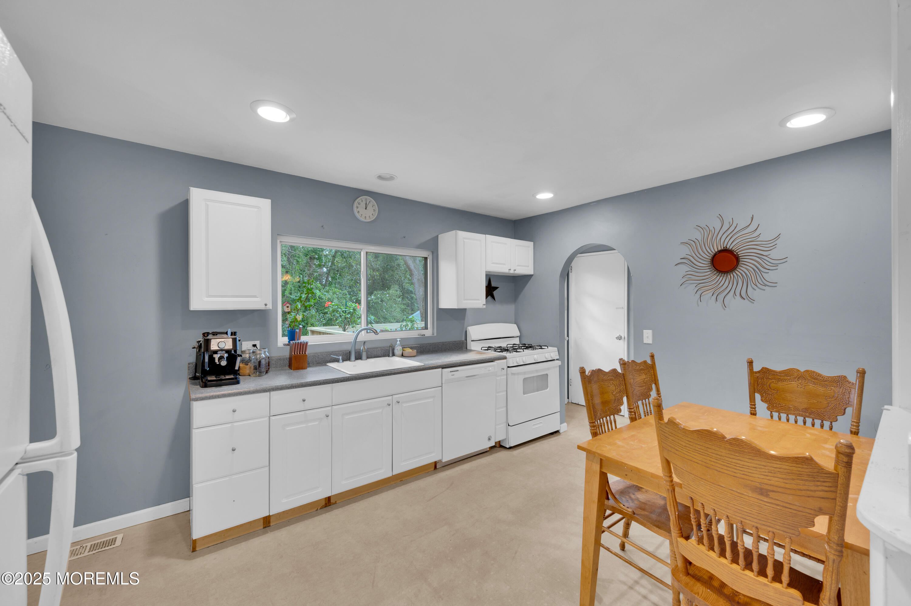 12 Harley Road Toms River, NJ 08755 - Photo 12 of 40 Kitchen 1