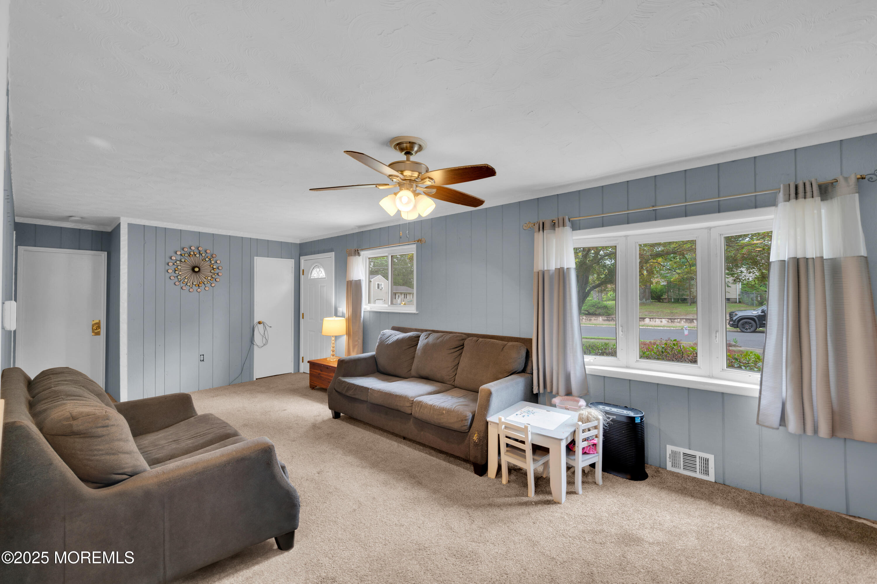 12 Harley Road Toms River, NJ 08755 - Photo 9 of 40 Living 4