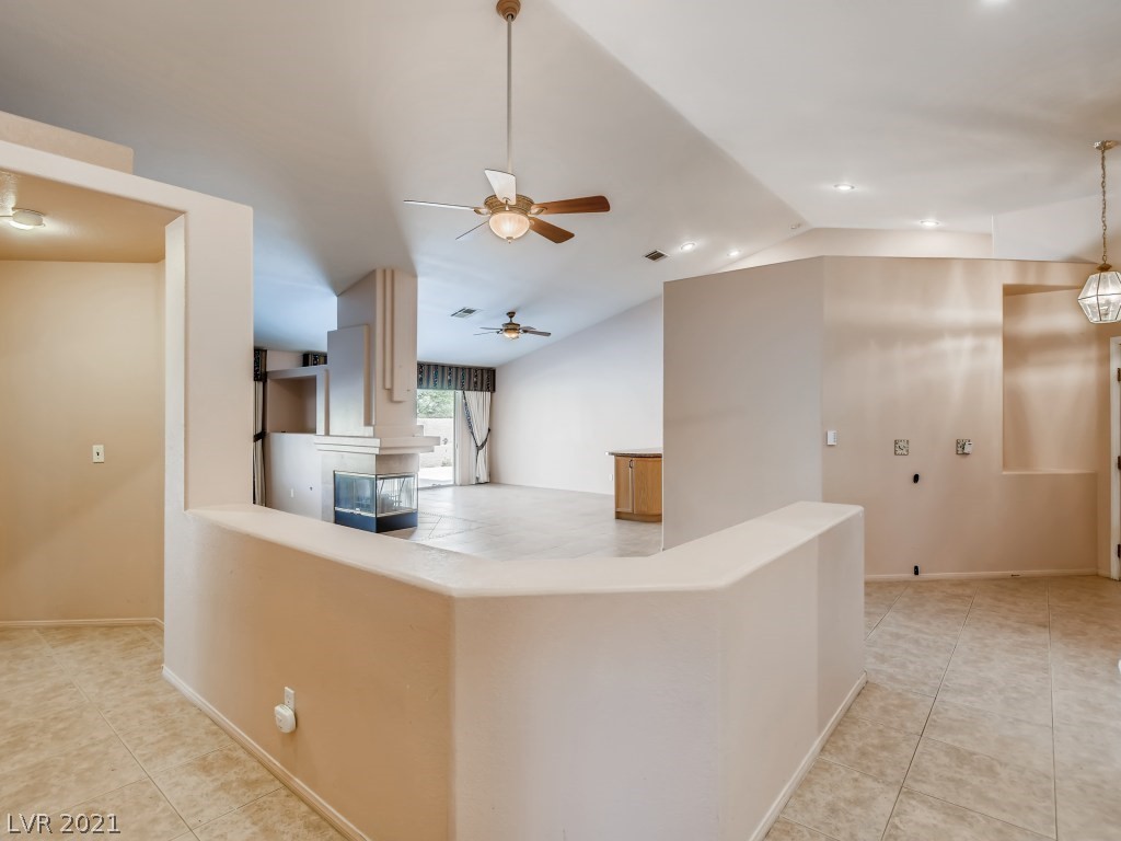 854 Coastal Beach Road Henderson, NV 89002 - Photo 23 of 28