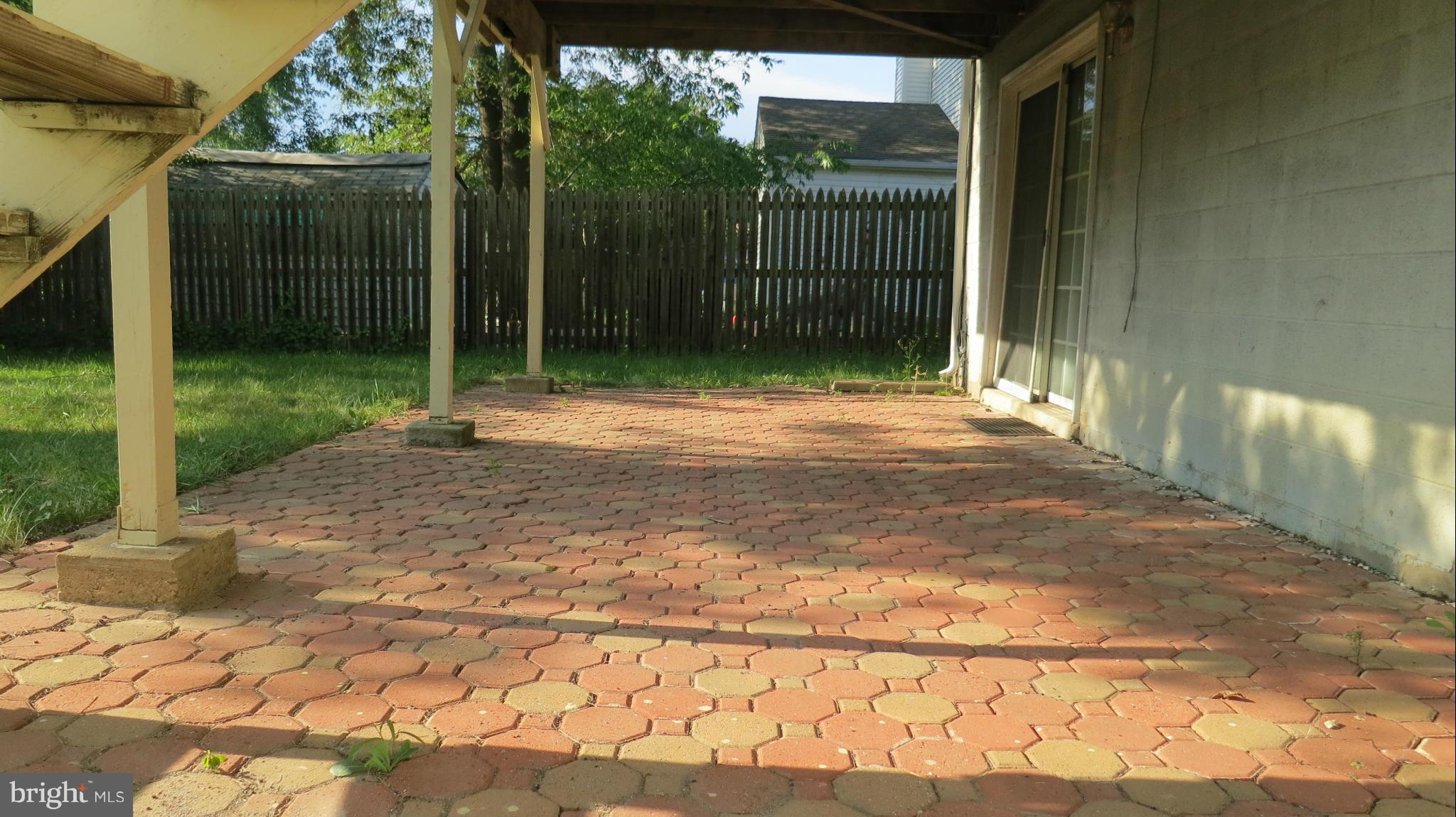 6822 Stringer Court Springfield, VA 22150 - Photo 17 of 19 Brick patio