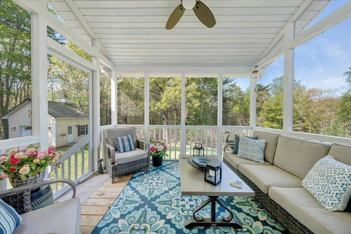 6190 Back Creek Road Boones Mill, VA 24065 - Photo 23 of 93 023-MIB06913