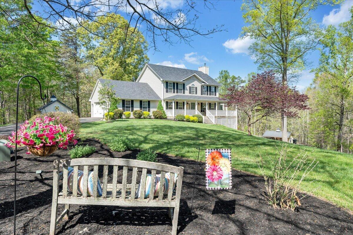 6190 Back Creek Road Boones Mill, VA 24065 - Photo 4 of 93 004-MIB07000