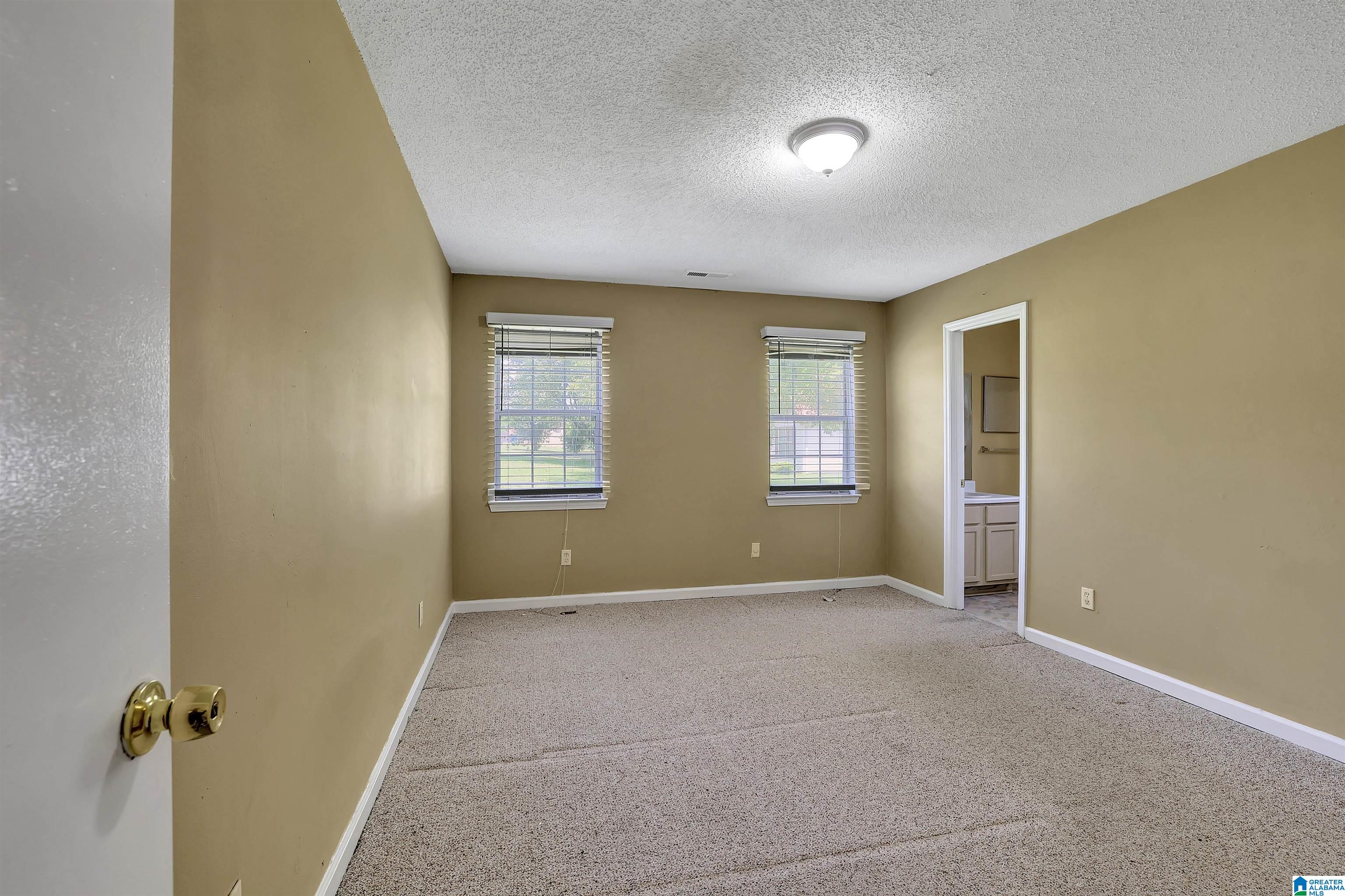 613 Oregon Street Birmingham, AL 35224 - Photo 11 of 30