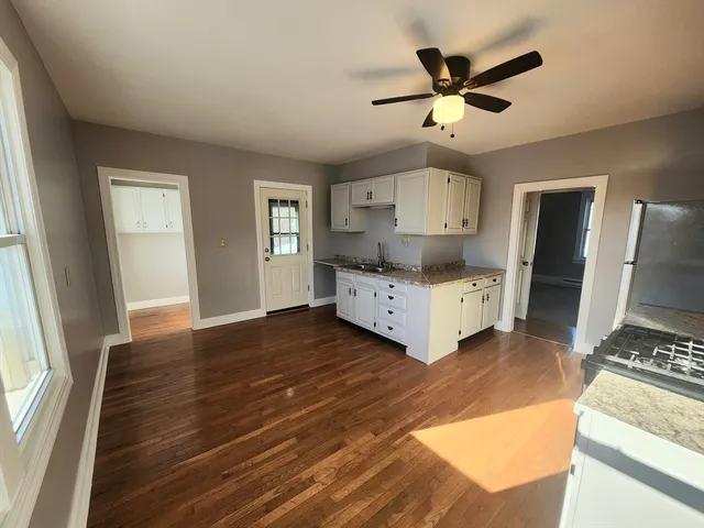 $1,900 | 153 Grattan Street, Unit 3, Chicopee, MA 01020