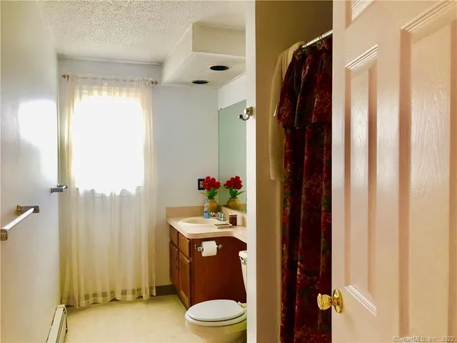 $2,800 | 49 Cheshire Drive, South Windsor, CT 06074