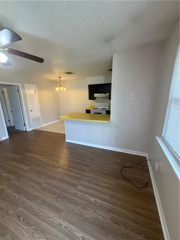 $925 | 1920 Hickory Avenue, Unit A, Harahan, LA 70123